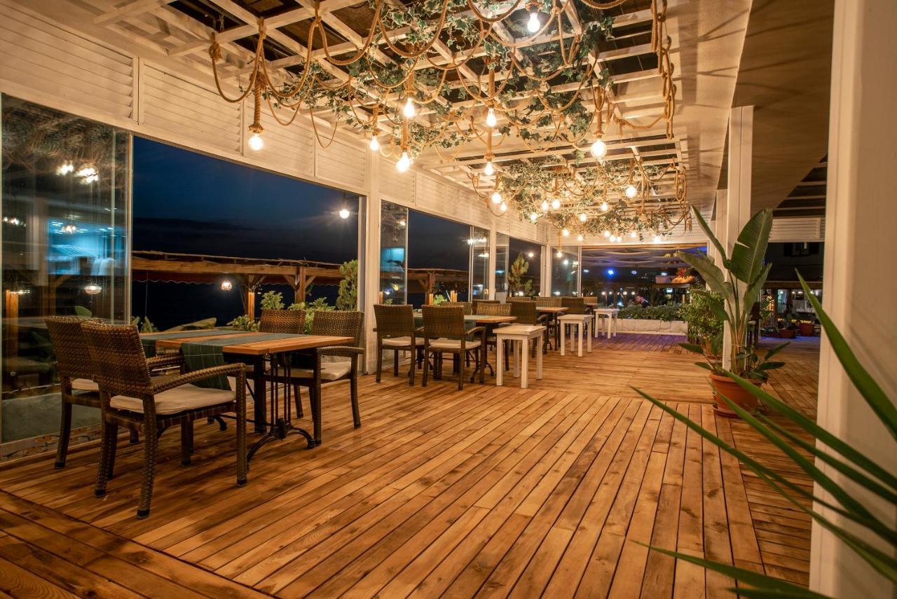 Side Beach Club Luaran gambar