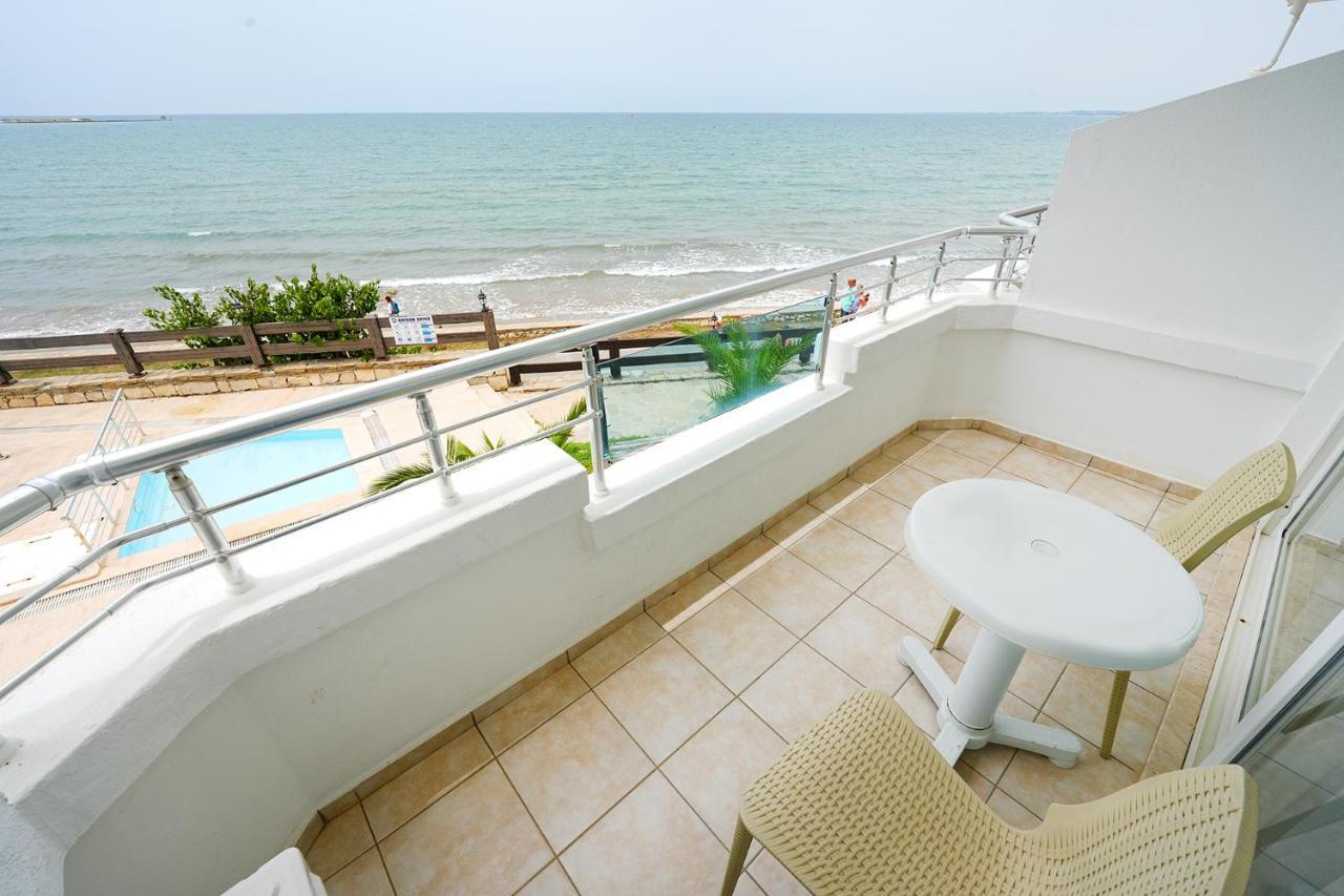 Side Beach Club Luaran gambar
