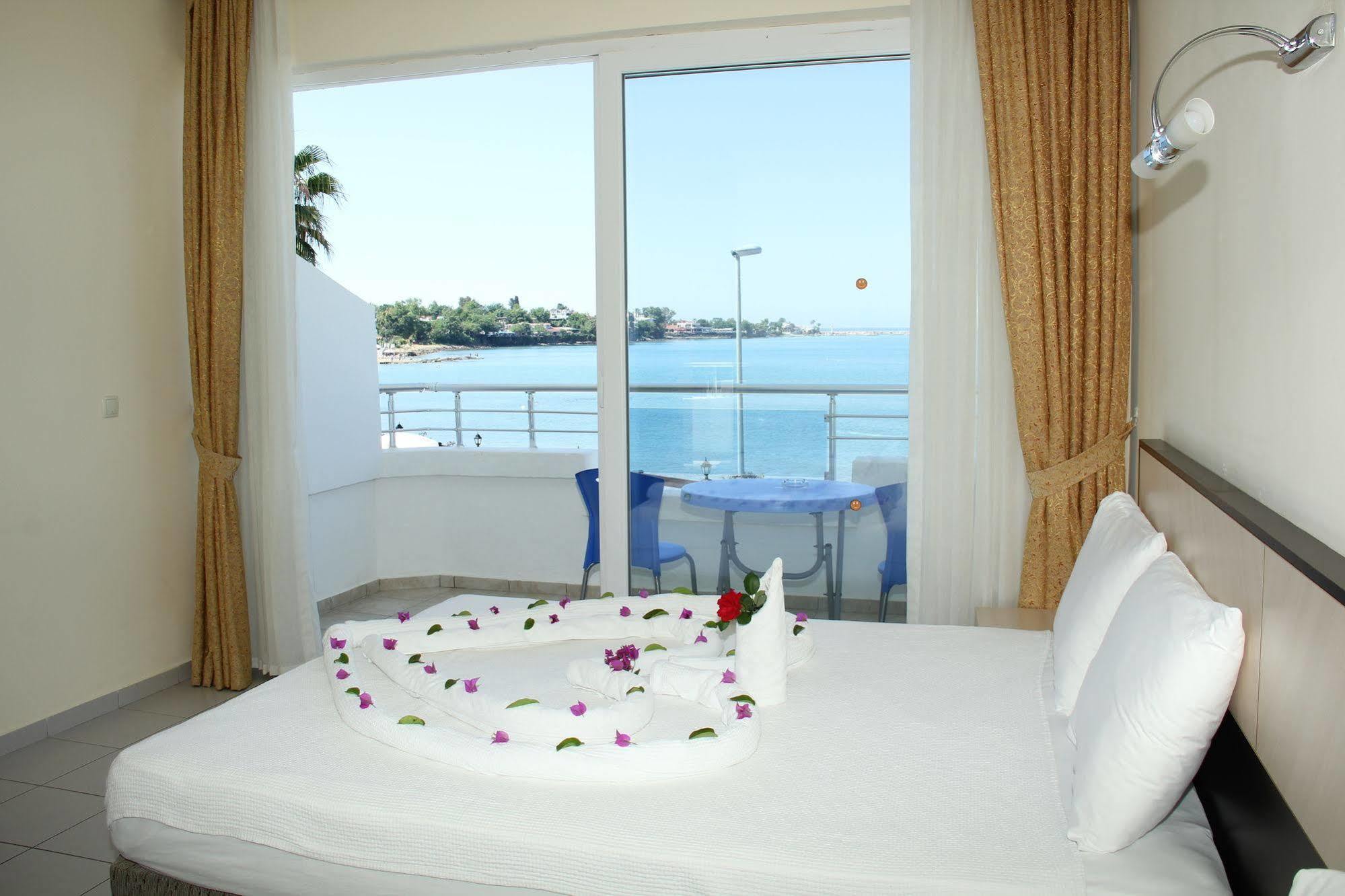 Side Beach Club Luaran gambar